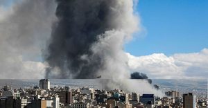 مقایسه آثار جنگ بر اقتصاد ایران